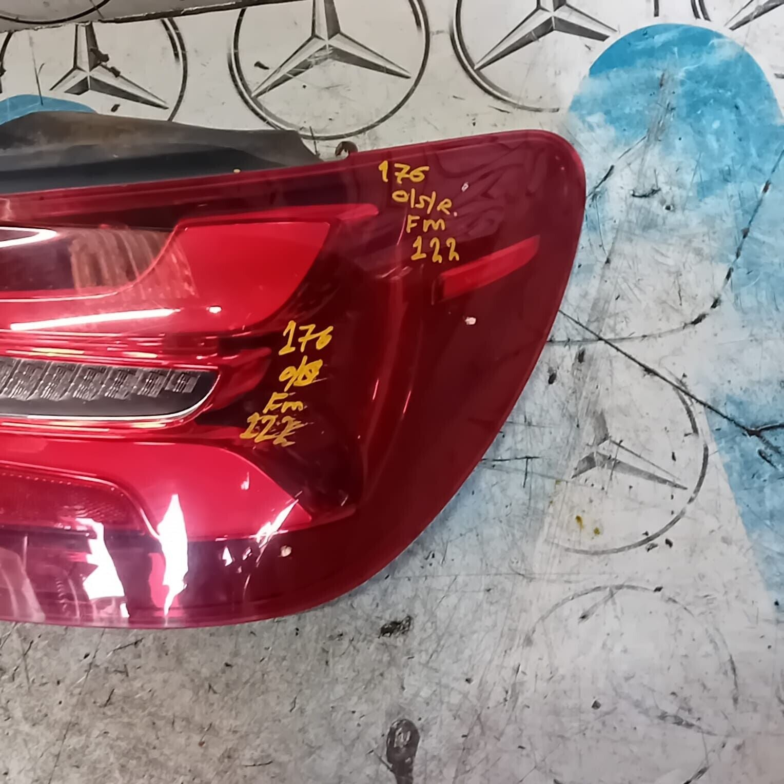 MERCEDES BENZ A-CLASS W176 2012-18 REAR  PASSENGER SIDE (NEAR SIDE) TAIL LIGHT