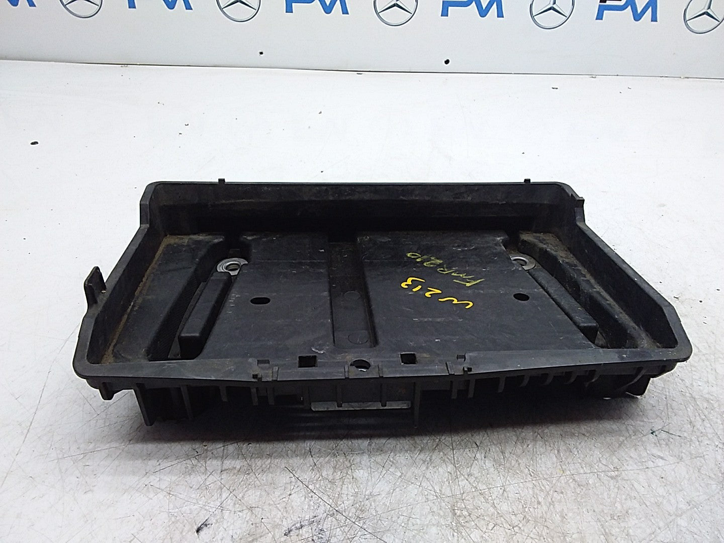 MERCEDES BENZ C-CLASS W205 BATTERY TRAY COVER  A2056200118 FMR210
