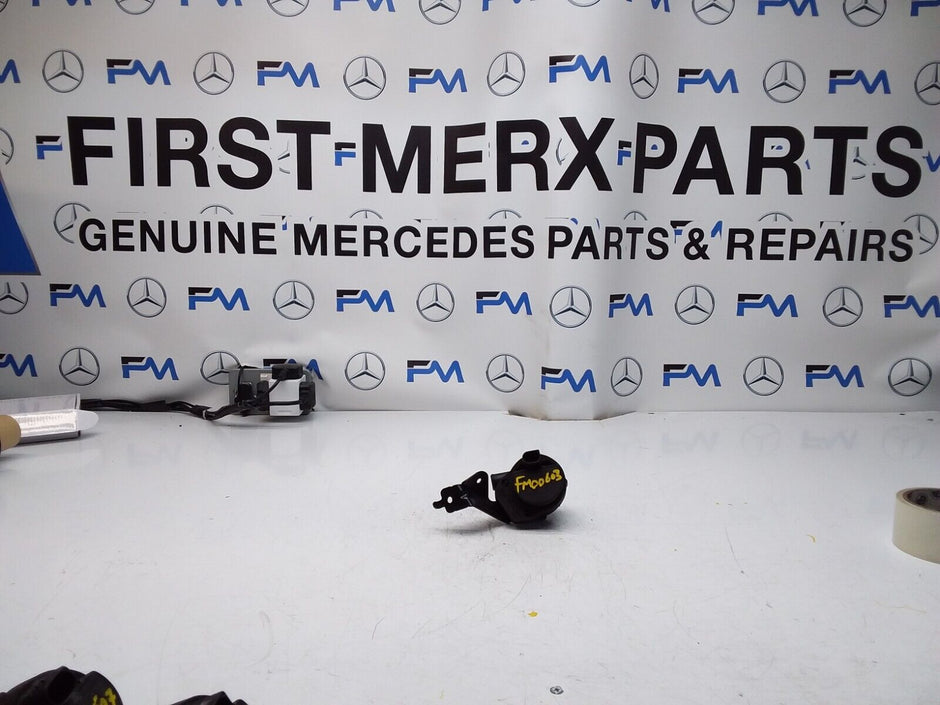 Mercedes E-CLASS W211 ELECTRIC COOLANT WATER PUMP A2118350028 FM00603