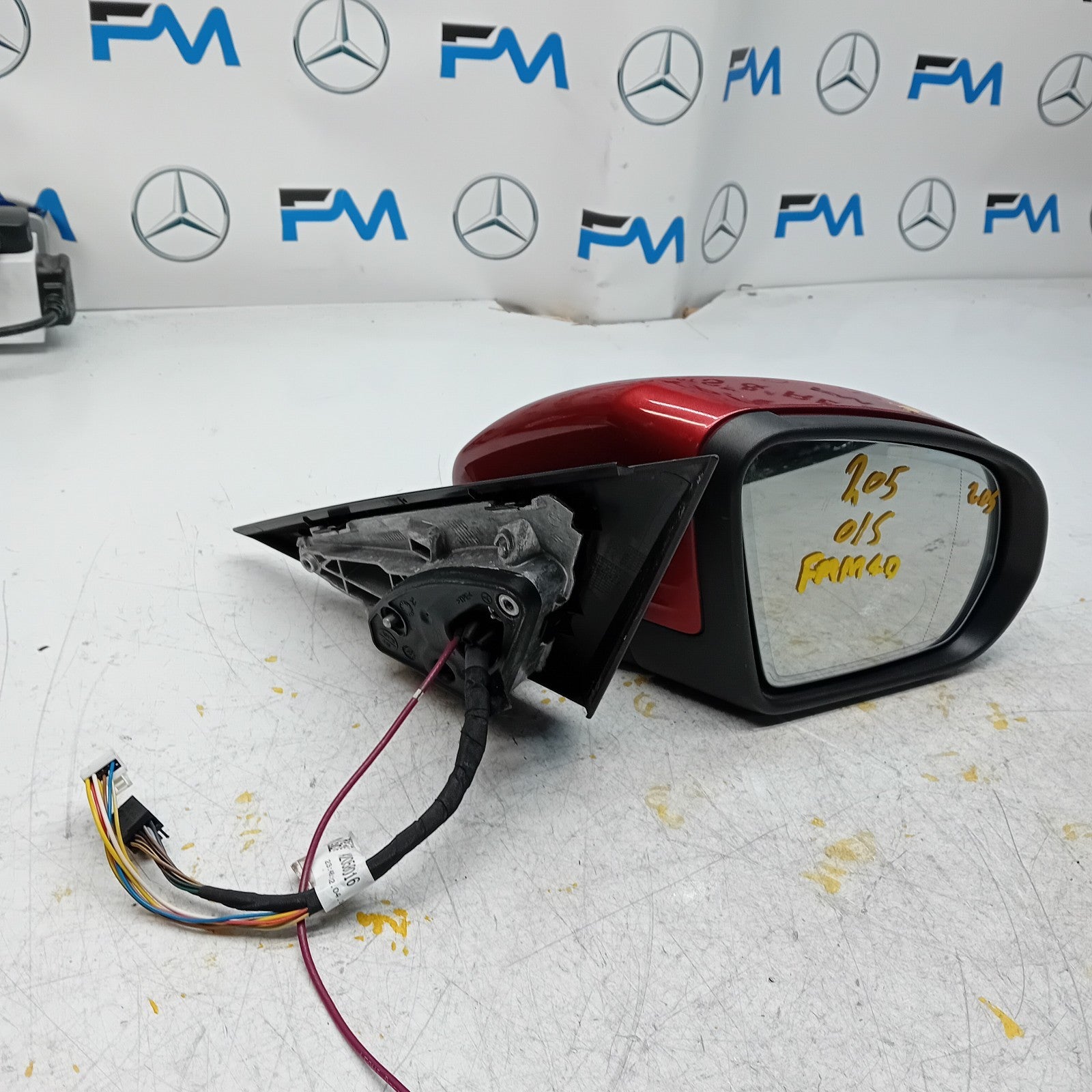 MERCEDES C-CLASS  W205 DRIVER SIDE WING MIRROR A2058102016 RED PL FMM40