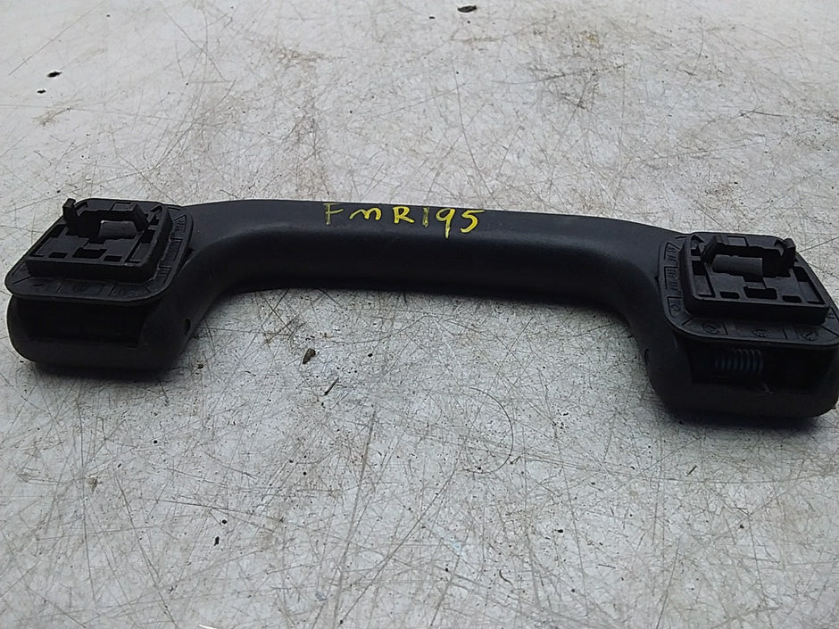 MERCEDES A-CLASS W206 REAR ROOF GRAB HANDLE PASSENGER SIDE  A0998150039 FMR195