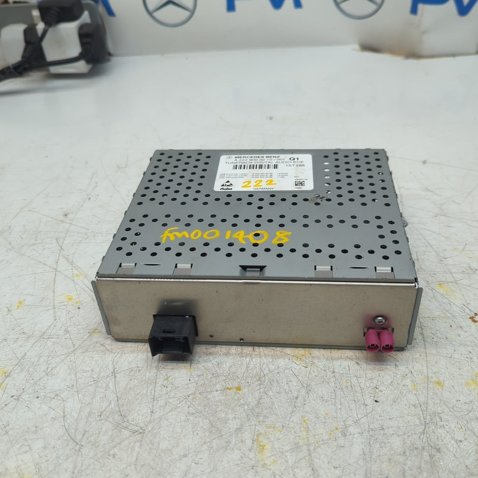 MERCEDES BENZ S-CLASS W222  2014-2021  RADIO TUNER BOX  A2229003210 FM001408