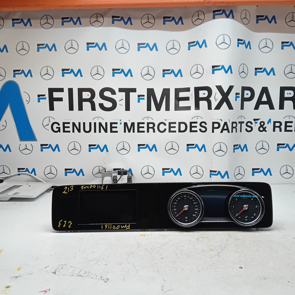 MERCEDES E-CLASS W213 DISPLAY SCREEN A2139009406 2017 FM001161