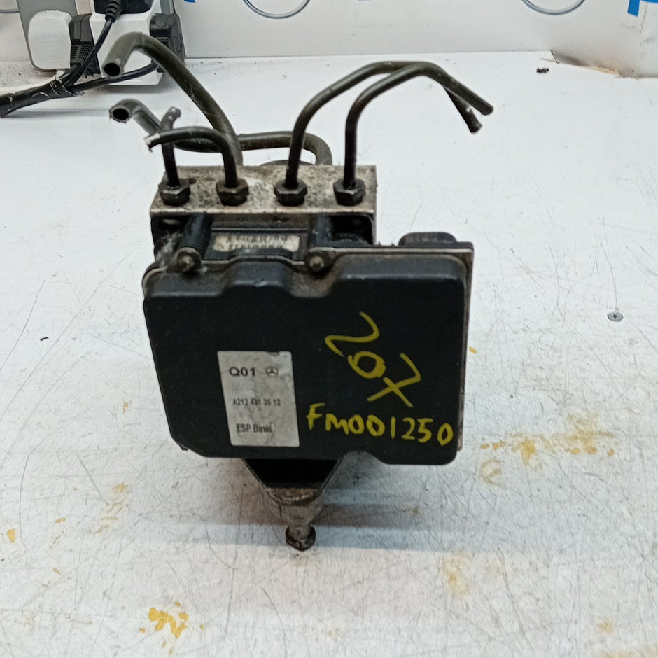 MERCEDES BENZ E-CLASS W207 ABS PUMP MODULE CONTROL UNIT A2124313512 FM001250