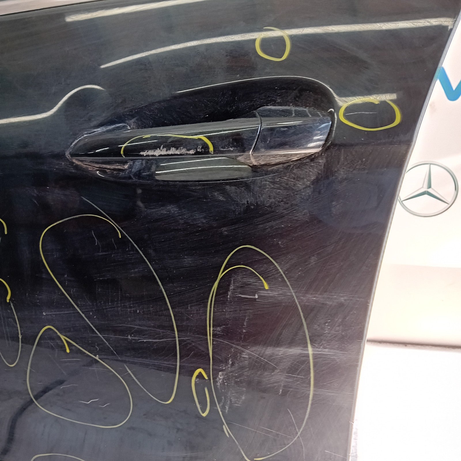 MERCEDES BENZ  E-CLASS W212 PASSENGER FRONT DOOR NSF 2015 COMPLETE BLACK FMD520