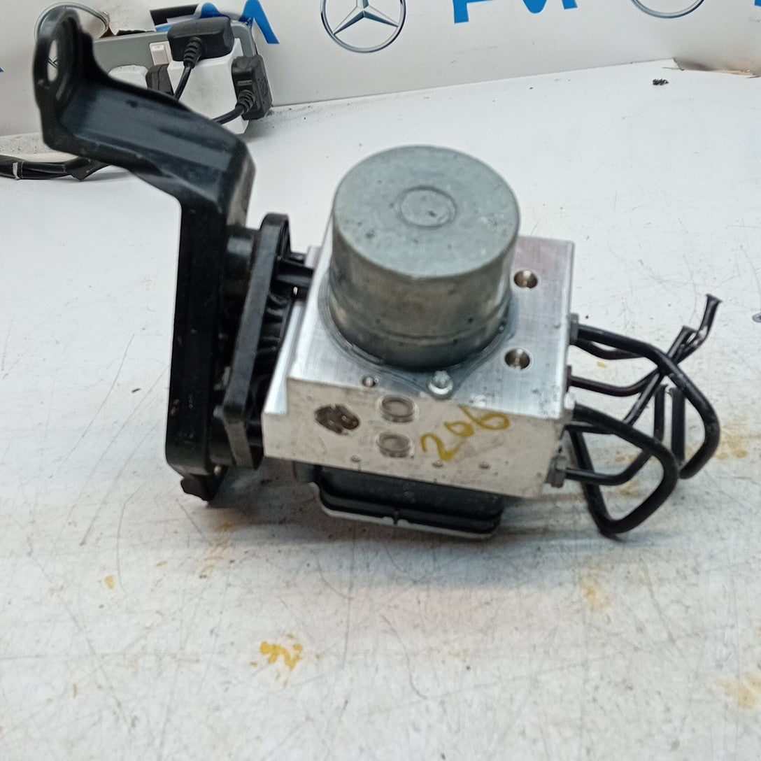 MERCEDES BENZ C-CLASS W206 ABS PUMP MODULE CONTROL UNIT A2239003737 FM001249