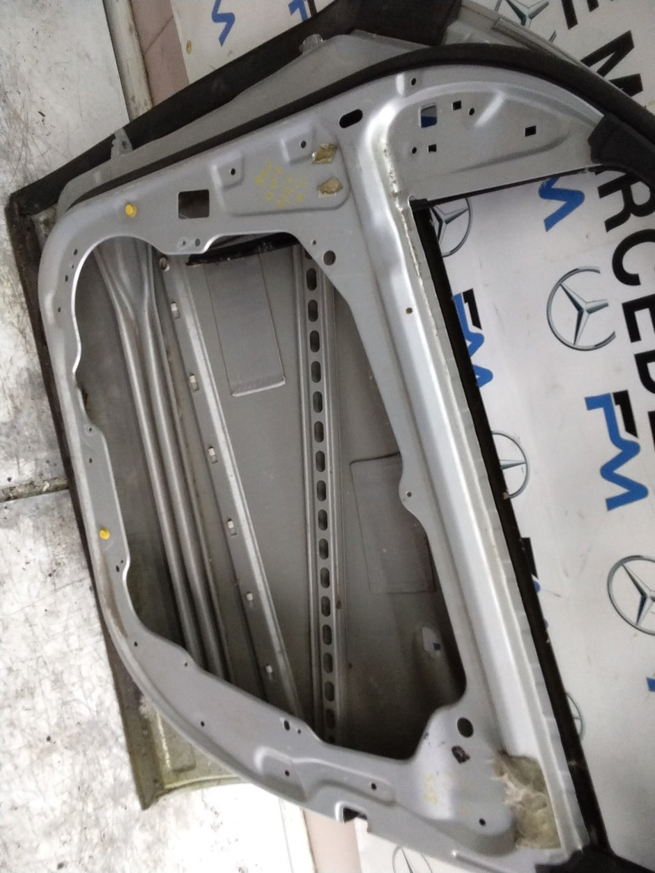 MERCEDES M-CLASS W164 DRIVER FRONT DOOR OSF SILVER 2005-2011  FMD568