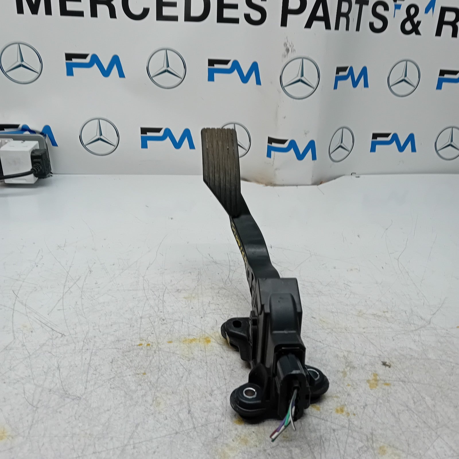 MITSUBISHI OUTLANDER MK3 THROTTLE ACCELERATOR 16600A188 2013  FM001479