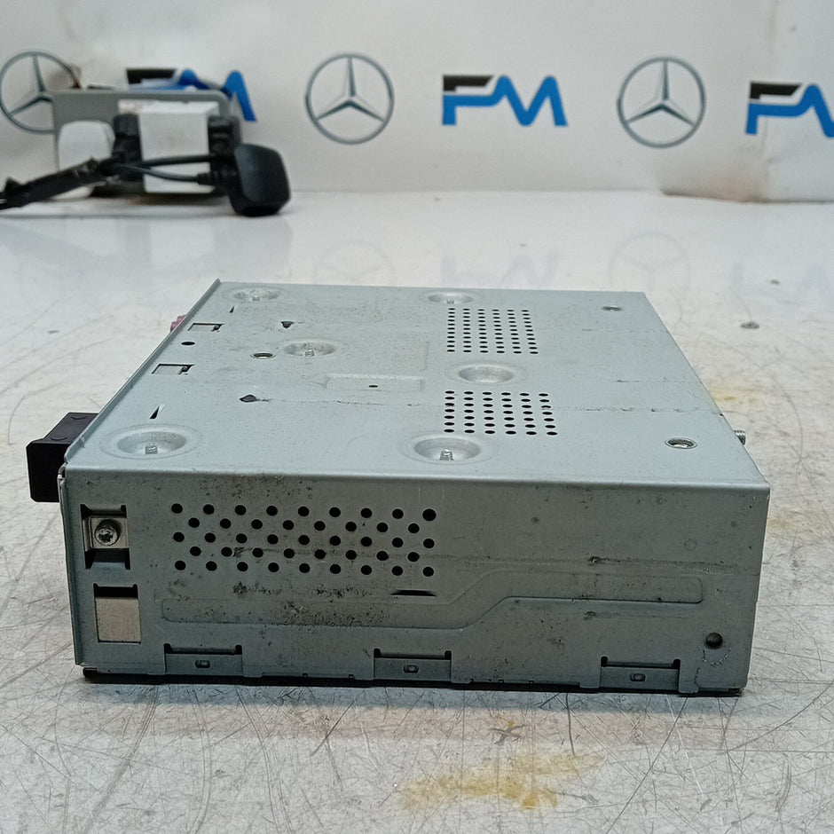 MERCEDES BENZ S-CLASS W222  2014-2021  RADIO TUNER BOX  A2229009211 FM001553