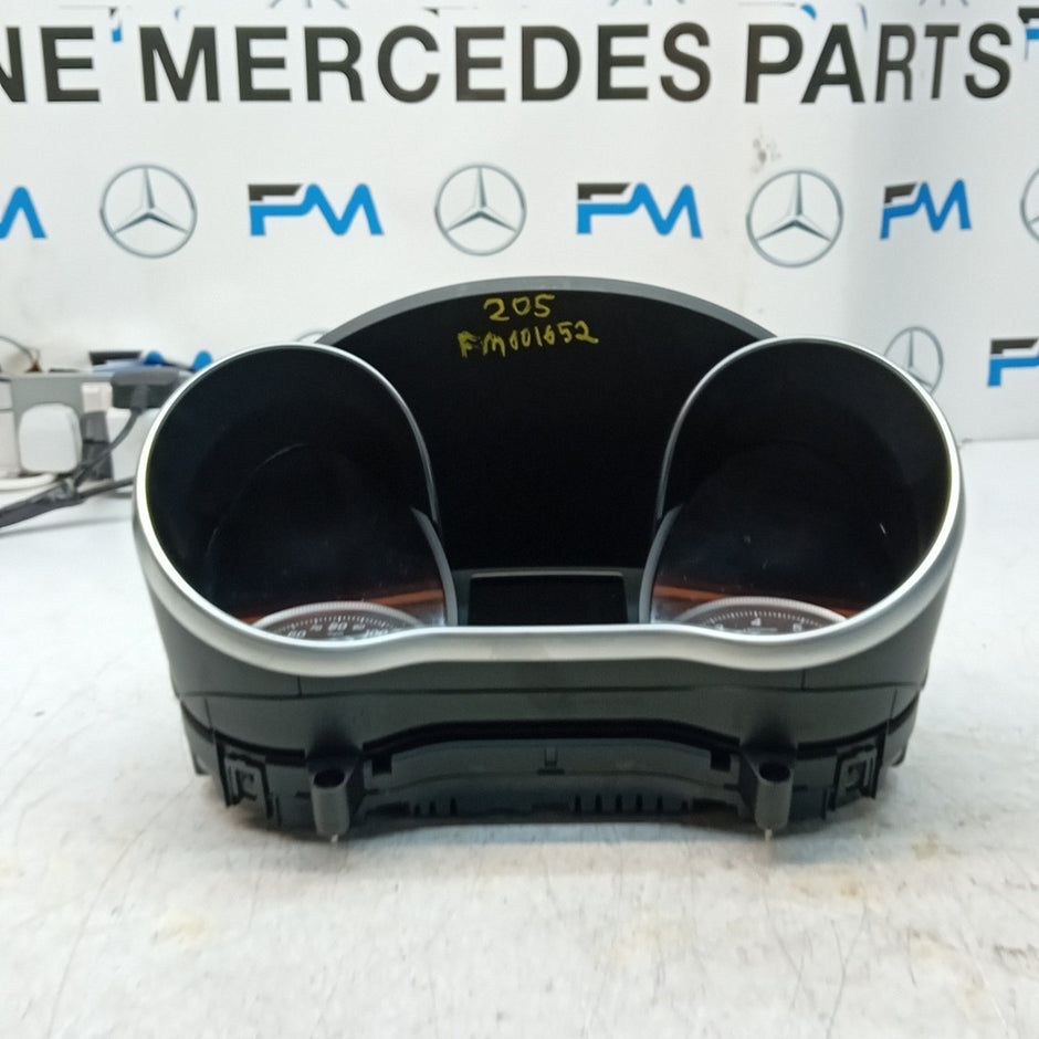 MERCEDES C-CLASS W205 SPEEDOMETER INSTRUMENT CLUSTER  A2059007033 FM001652