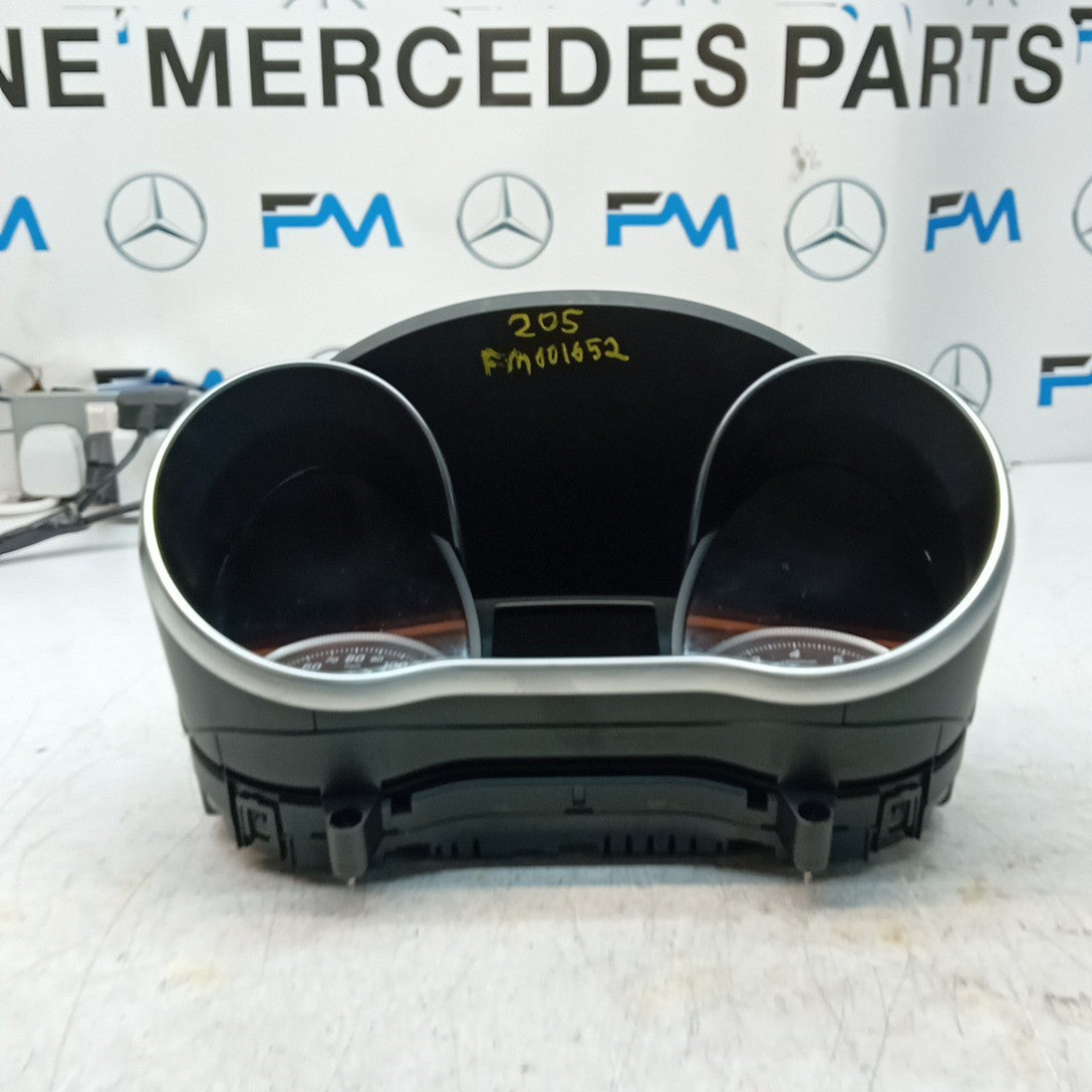 MERCEDES C-CLASS W205 SPEEDOMETER INSTRUMENT CLUSTER  A2059007033 FM001652