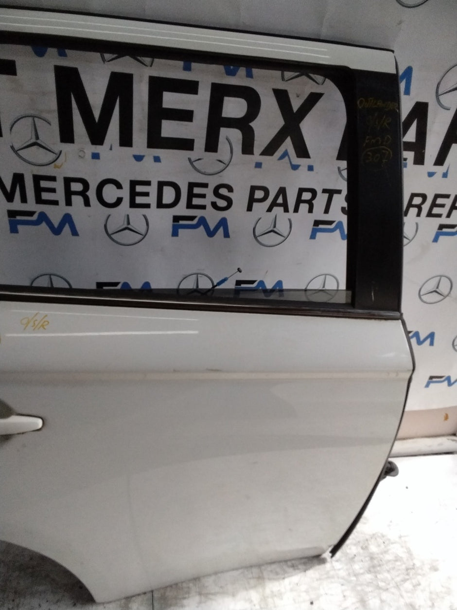 MITSUBISHI OUTLANDER MK3 DRIVER SIDE REAR DOOR OSR 2013 WHITE FMD307