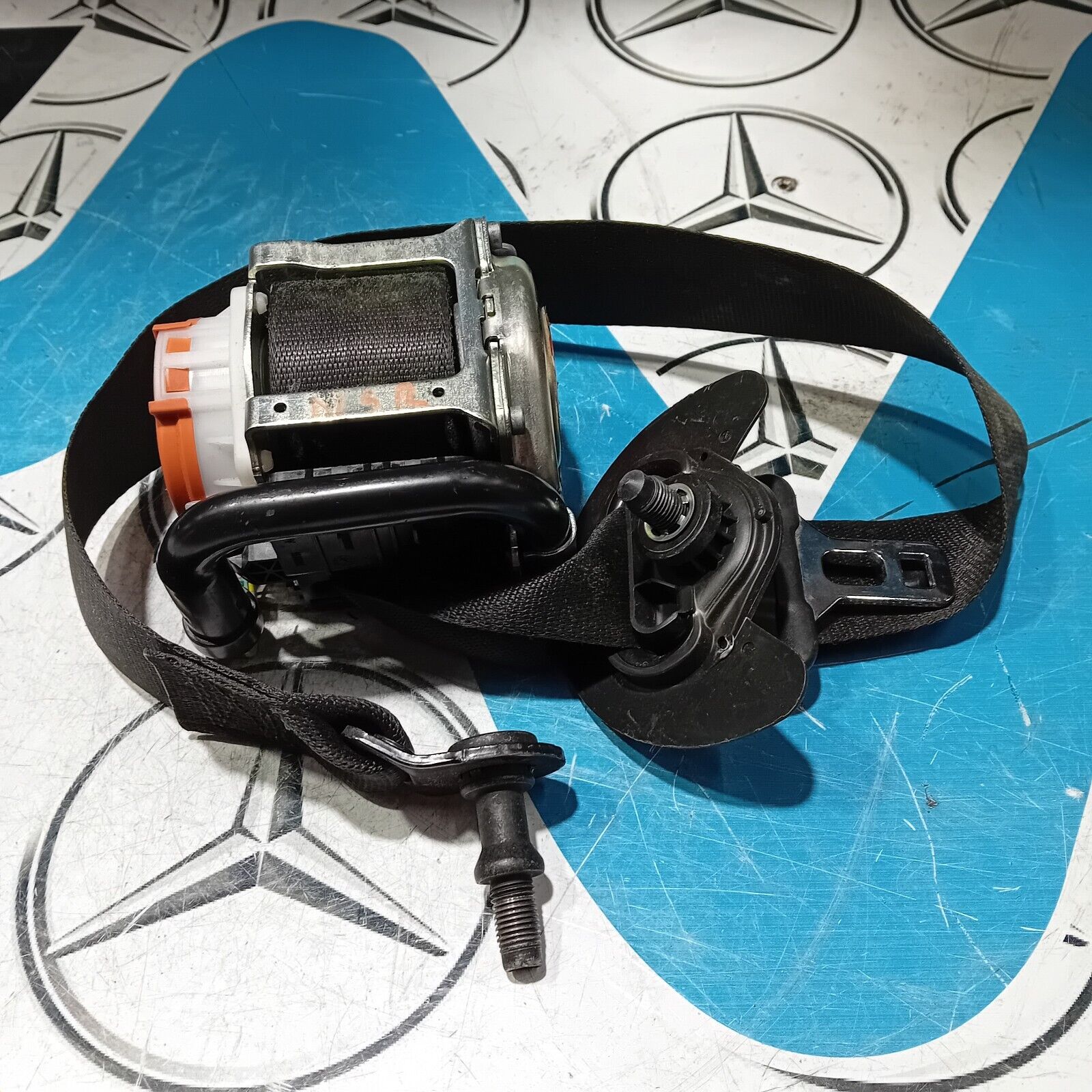 18-23 MERCEDES A CLASS A200 W177 FRONT PAIR OF SEAT BELT A1778600700