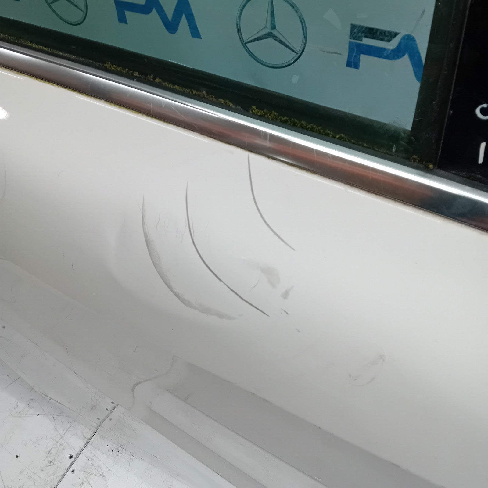 MERCEDES BENZ A-CLASS W176 DRIVER REAR DOOR (OFF SIDE REAR) WHITE FMD26