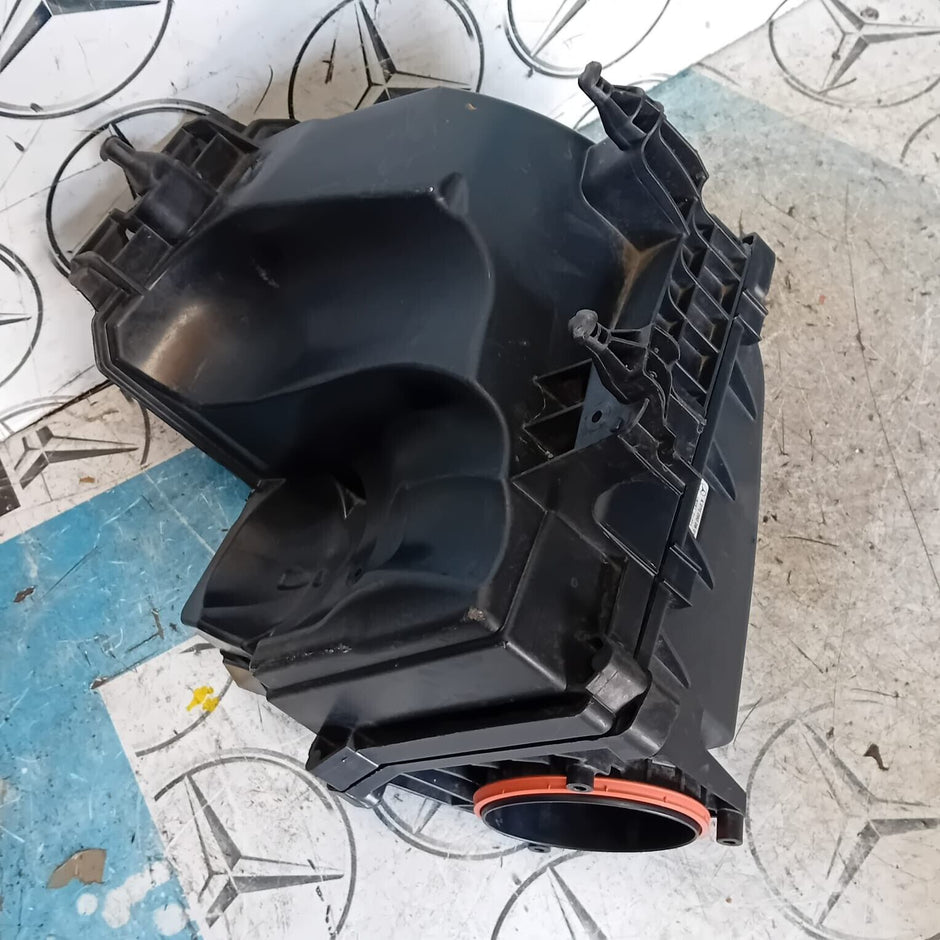 MERCEDES BENZ A-CLASS W176 CLA C117 X156 1.6 PETROL AIR FILTER BOX A2700900601