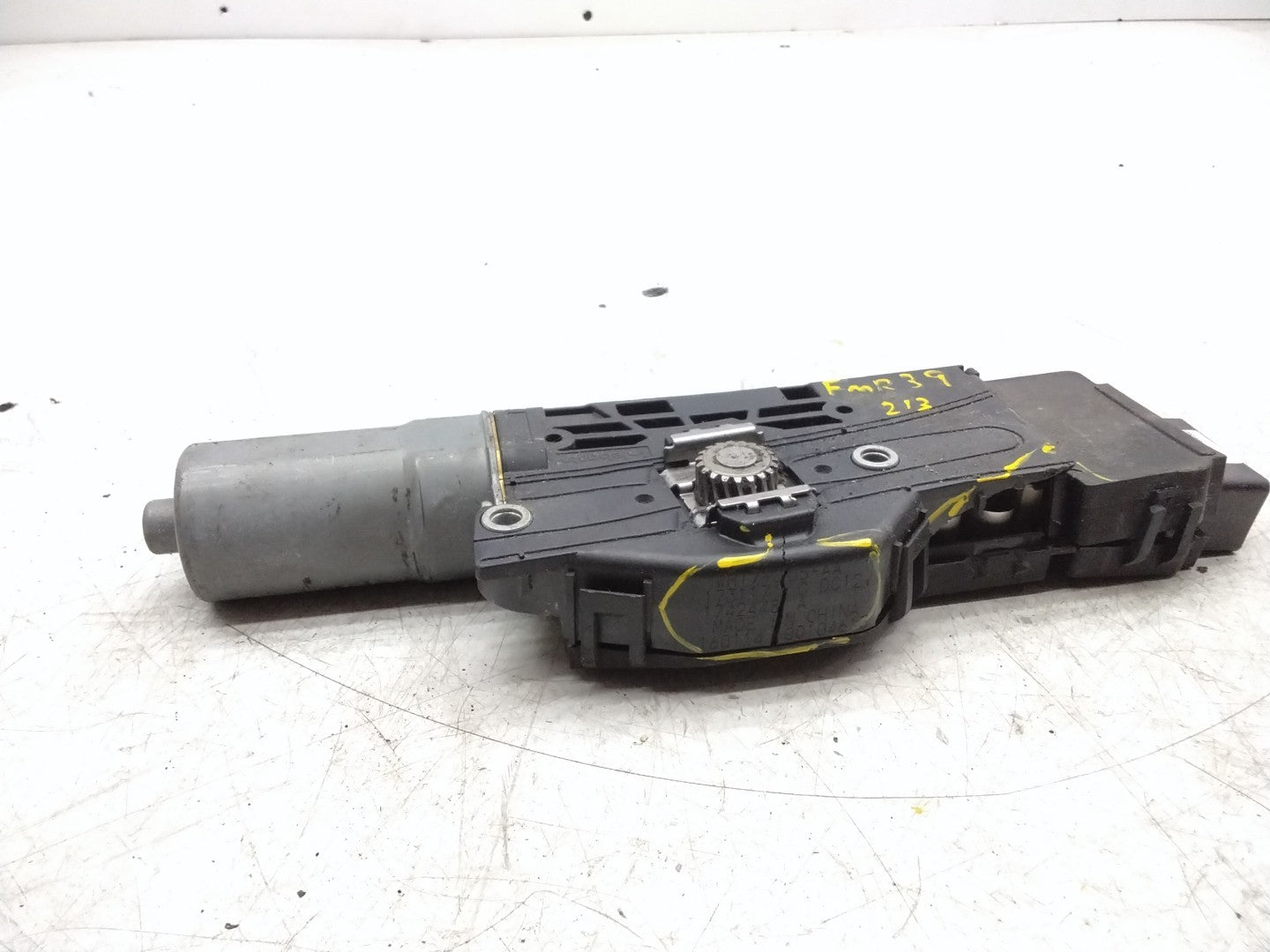 MERCEDES MERCEDES E-CLASS W213 SUNROOF MOTOR A2139062104 FMR39 (DAMAGED) 