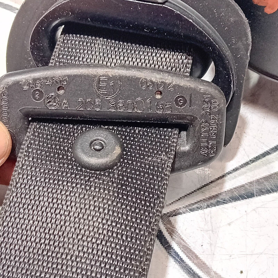 MERCEDES C CLASS SEAT BELT FRONT LEFT PASSENGER SIDE NEARSIDE W205 2015