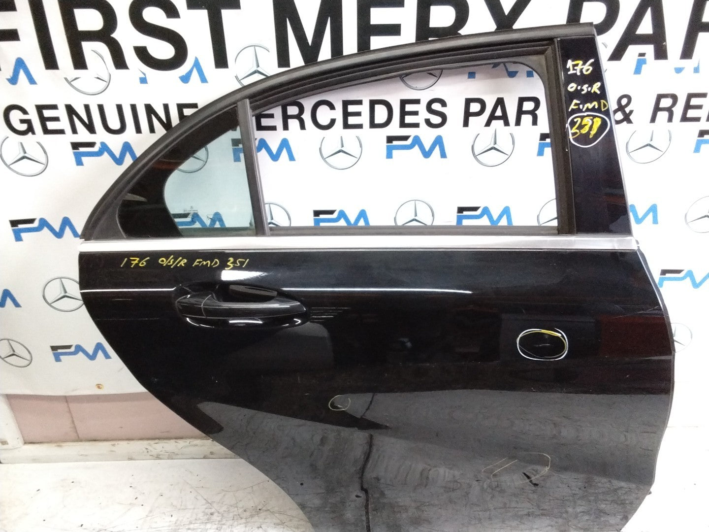 MERCEDES A-CLASS W176 DRIVER REAR DOOR OSR BLACK 2012-18 COMPLETE FMD351