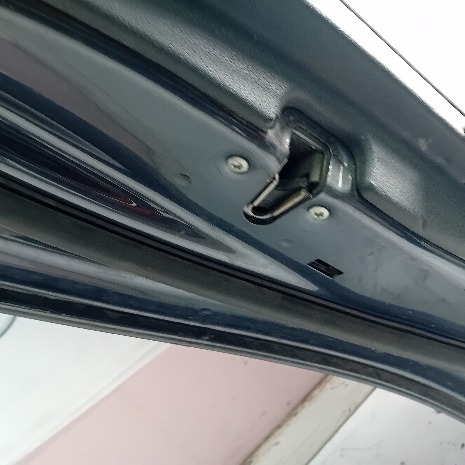 MERCEDES BENZ C-CLASS W205 PASSENGER SIDE REAR DOOR N/S/R GREY FMD122