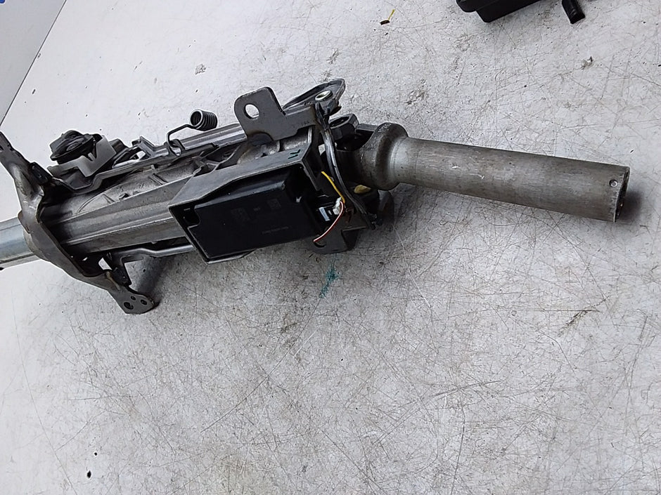 MERCEDES BENZ  B-CLASS W247  ADJUSTABLE STEERING COLUMN A2474608900 FMR490