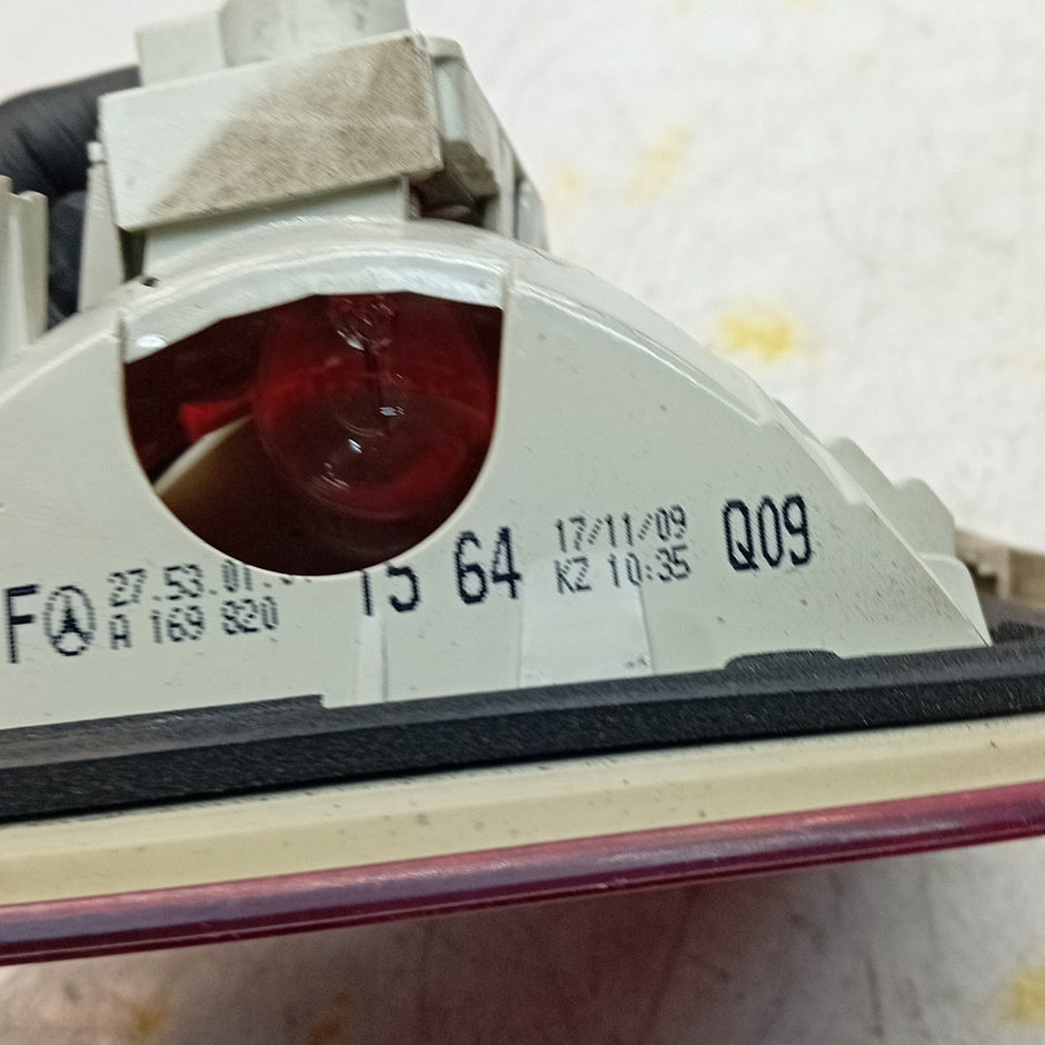 MERCEDES A-CLASS W169 PASSENGER LEFT  REAR TAIL LIGHT A1698201564 2004-12 FMT289