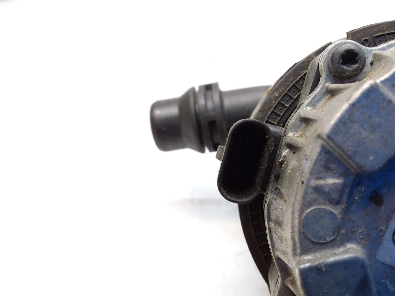 MERCEDES C-CLASS W205 ELECTRIC COOLER WATER PUMP A2055013020 FM00409