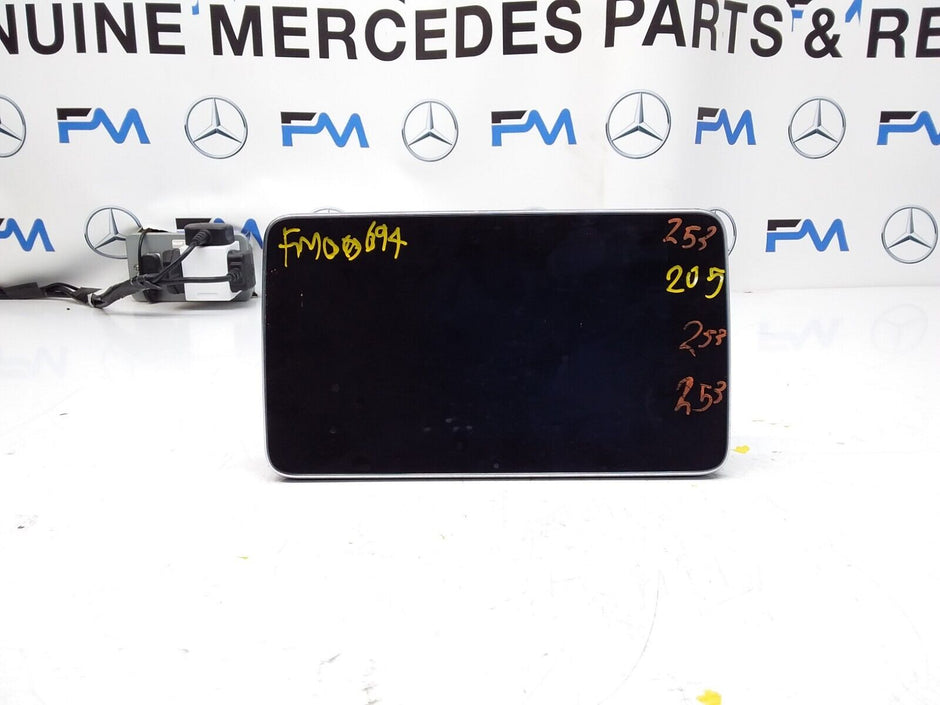 MERCEDES C-CLASS W205 2014-2018 SAT NAV MULTIMEDIA SCREEN A2059002211 FM00694
