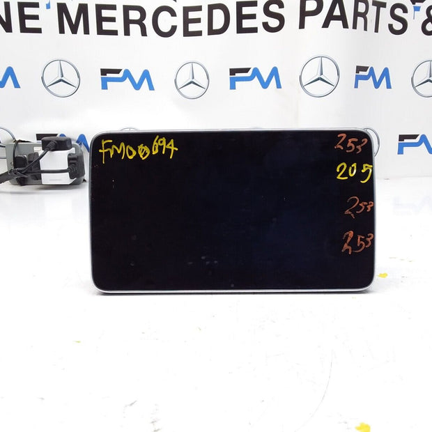 MERCEDES C-CLASS W205 2014-2018 SAT NAV MULTIMEDIA SCREEN A2059002211 FM00694