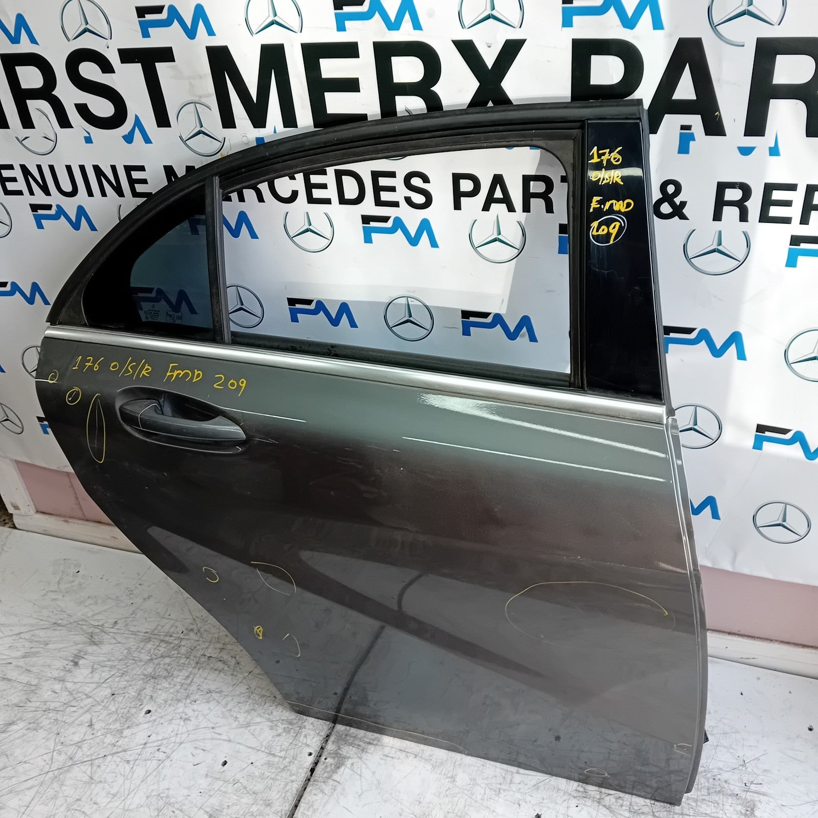 MERCEDES BENZ  A-CLASS W176 DRIVER REAR DOOR OSR GREY 2012- 2018 COMPLETE FMD209