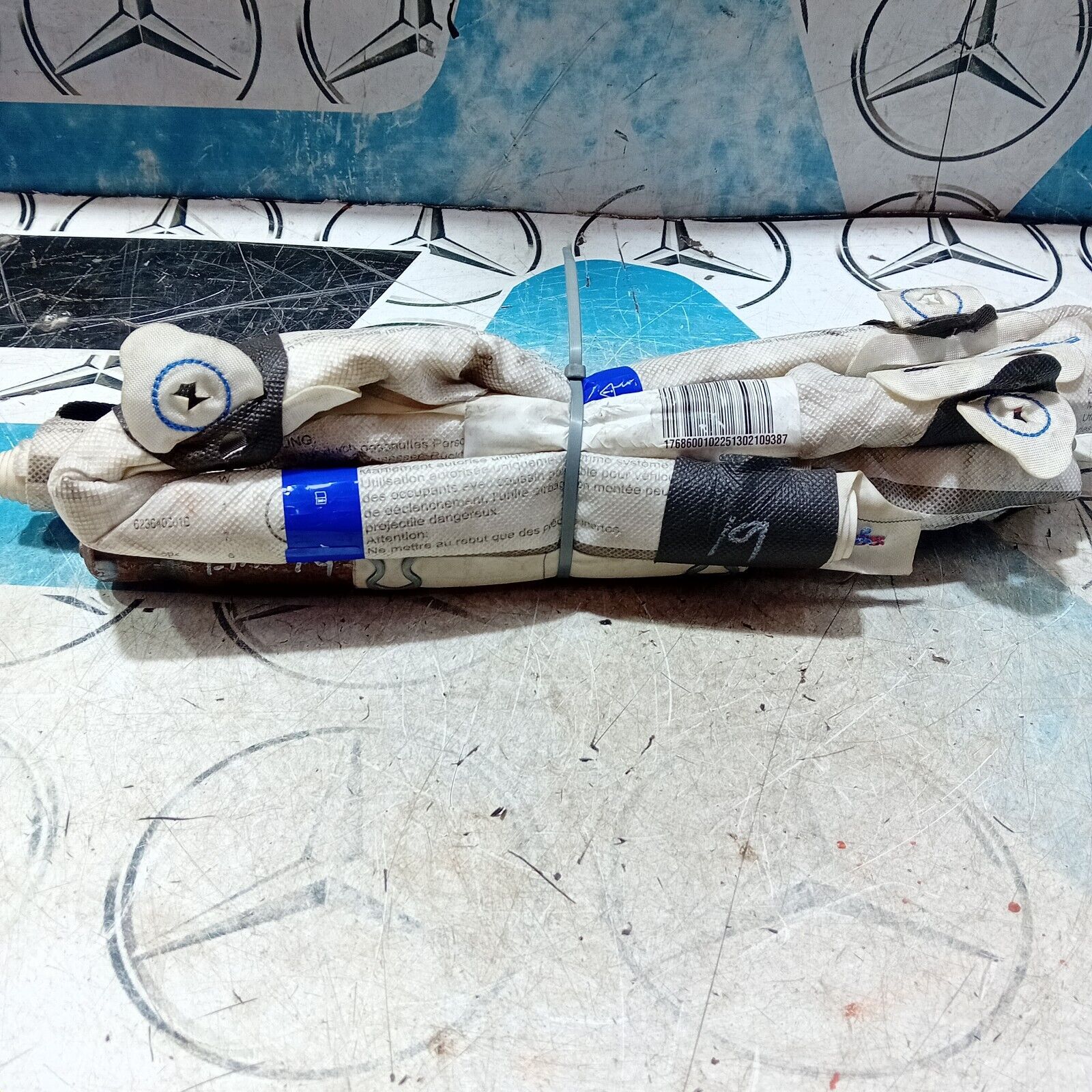 MERCEDES A CLASS W176 13-17 PASSENGER N/S ROOF CUTAIN AIRBAG A176860010 VS4188