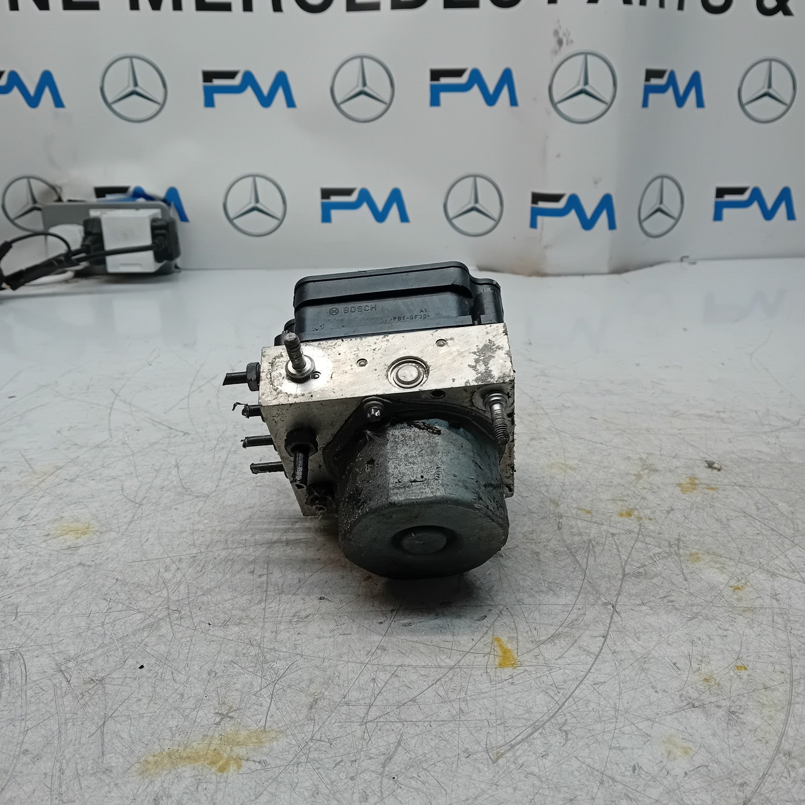 MERCEDES BENZ B-CLASS W246 ABS PUMP CONTROL MODULE UNIT A0084317512 FM001458