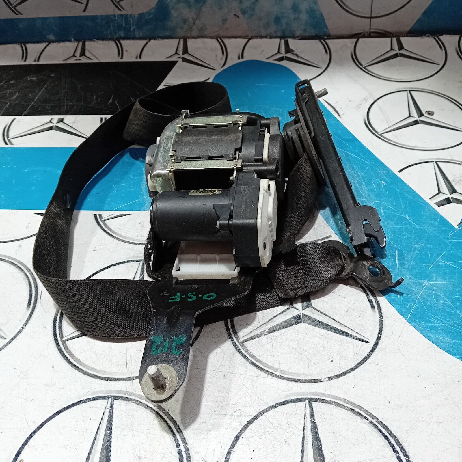 2009/2016 MERCEDES BENZ E-CLASS W212 DRIVER SIDE FRONT SEAT BELT A2128600886
