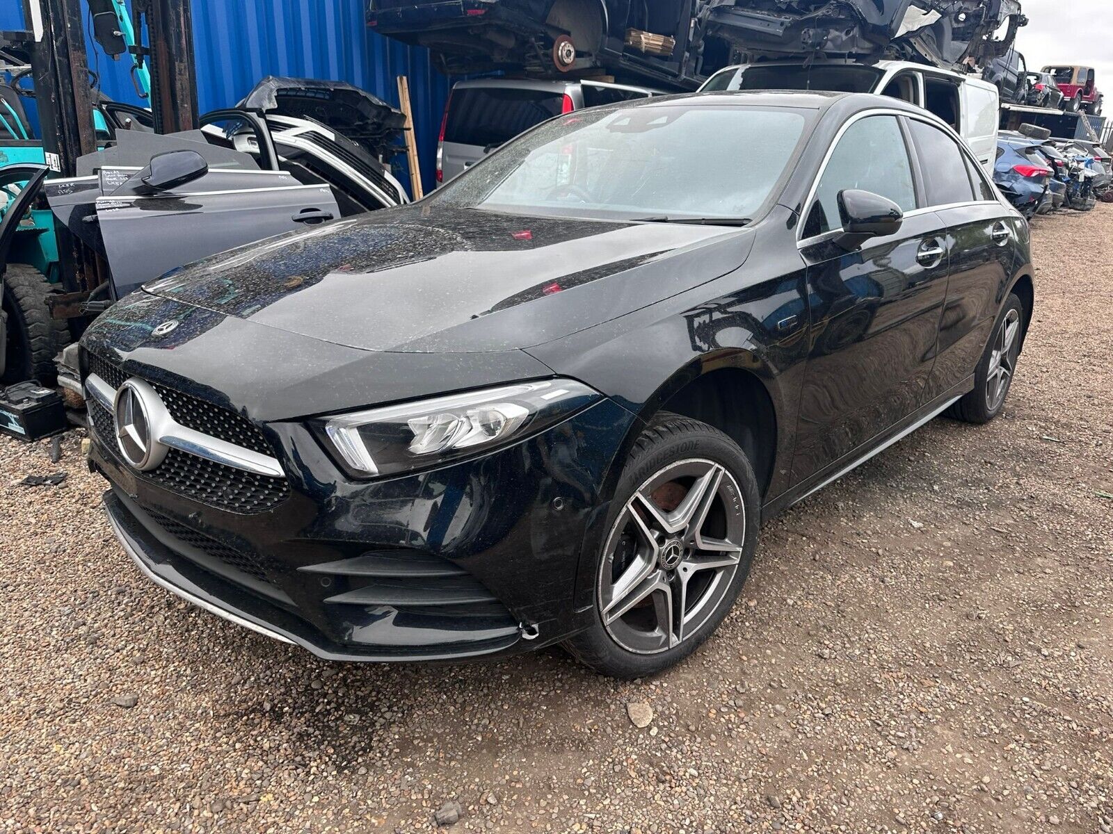 MERCEDES BENZ A-CLASS W177 - BREAKING / ENGINE AND GEAR BOX