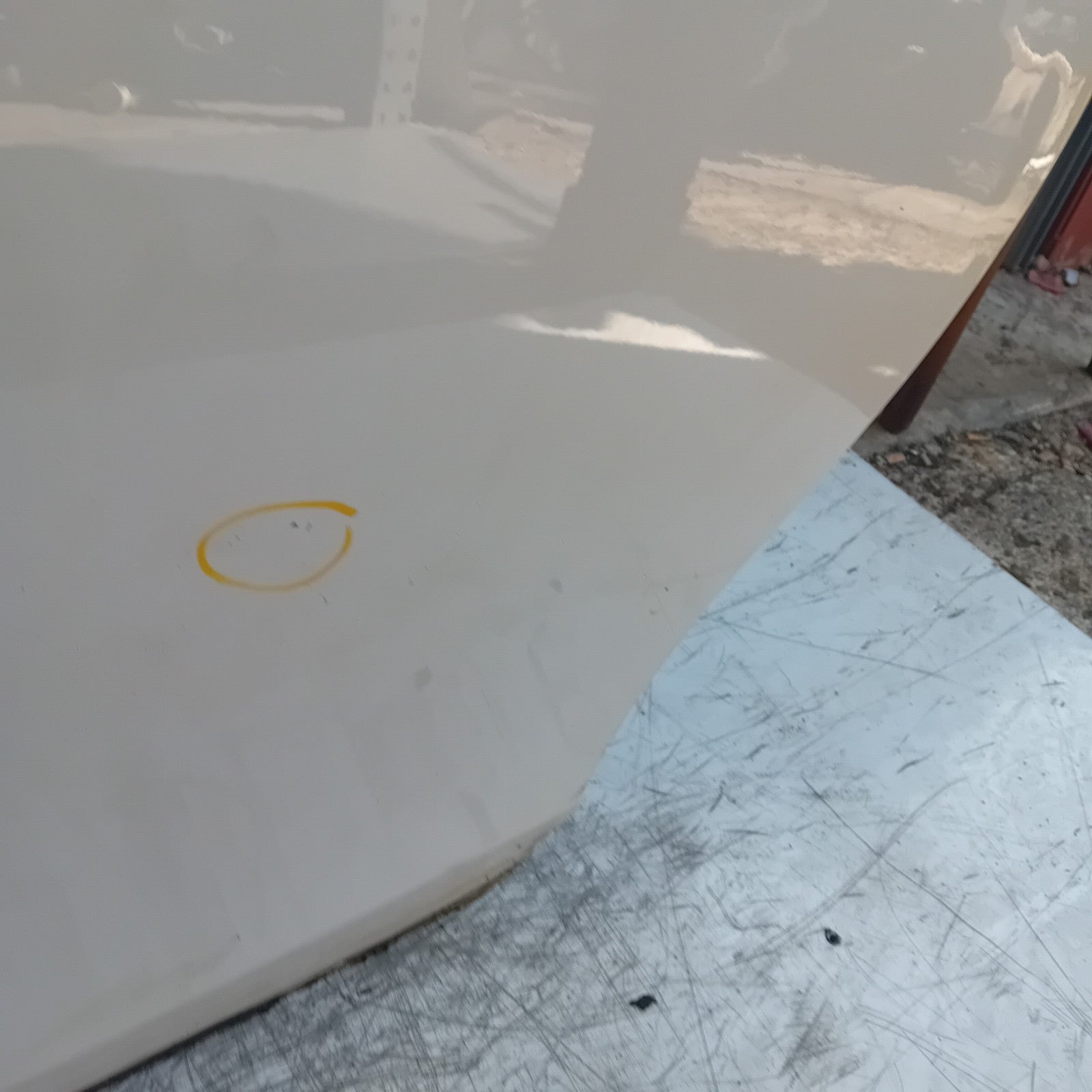 MERCEDES C-CLASS W204 PASSENGER FRONT DOOR NSF 2013 WHITE COMPLETE FMD505