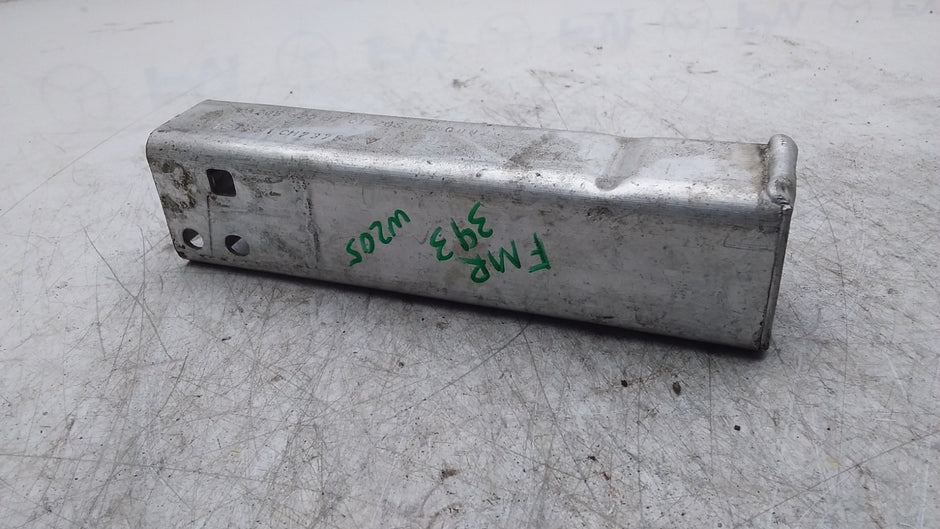 MERCEDES C-CLASS  W205 LOWER REINFORCEMENT CRASH ABSORBER BAR A2056203701 FMR393