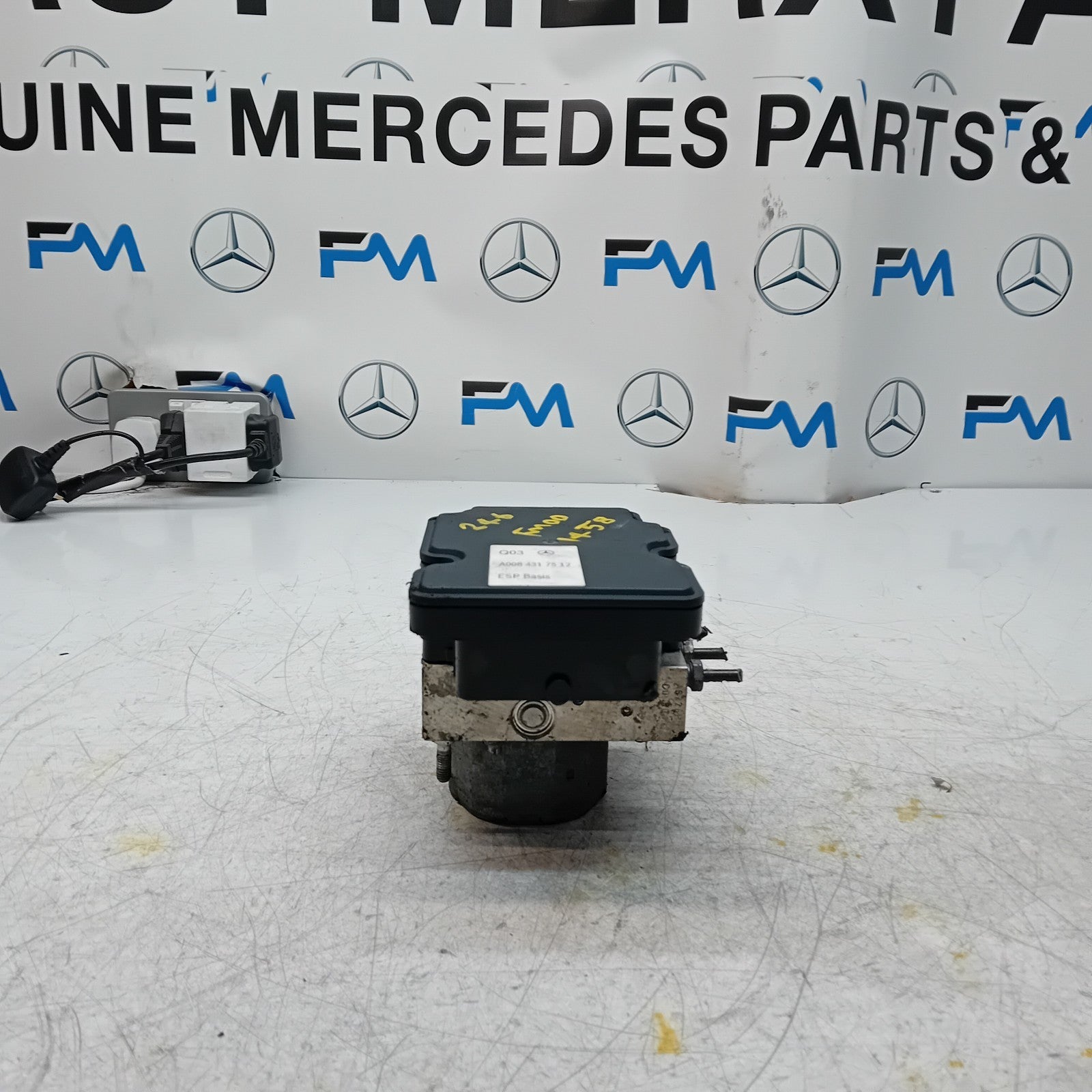 MERCEDES BENZ B-CLASS W246 ABS PUMP CONTROL MODULE UNIT A0084317512 FM001458