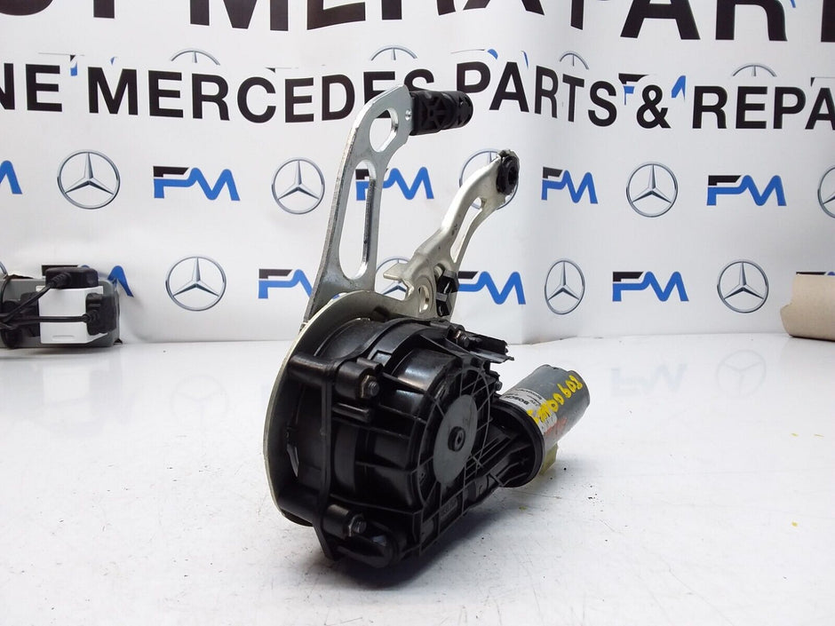 Mercedes E-CLASS W238 TAILGATE LIFT SOFT CLOSE 0390204 124 FM00601