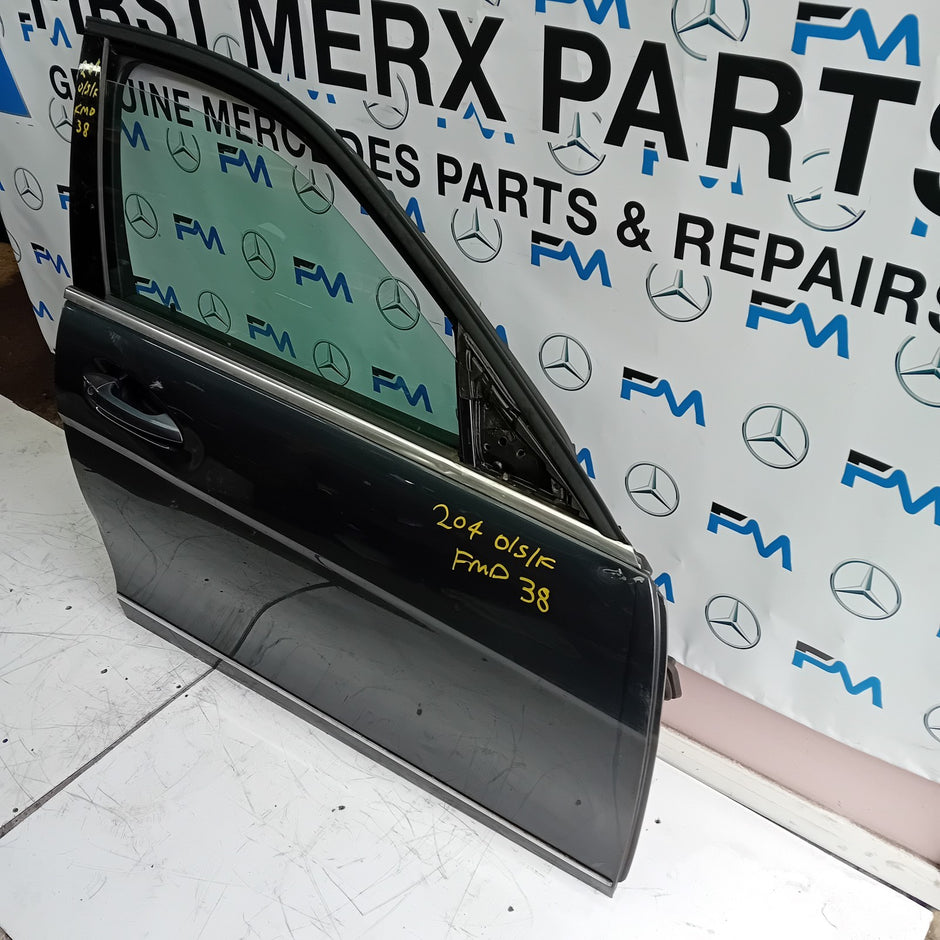 MERCEDES C-CLASS W204 DRIVER SIDE FRONT DOOR O/S/F COMPLETE GREY FMD38