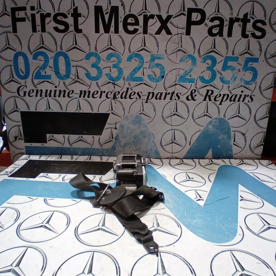 MERCEDES E CLASS SEAT BELT FRONT LEFT PASSENGER SIDE NEARSIDE W212 2009/2016