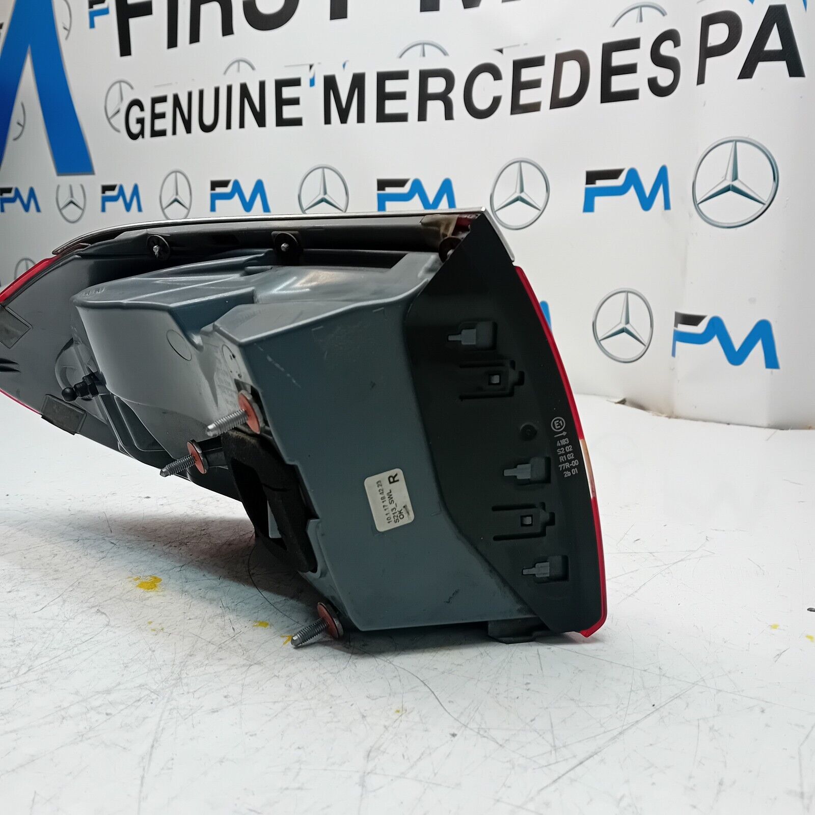 MERCEDES E-CLASS W213 REAR DRIVER O/S TAIL LIGHT FMT53