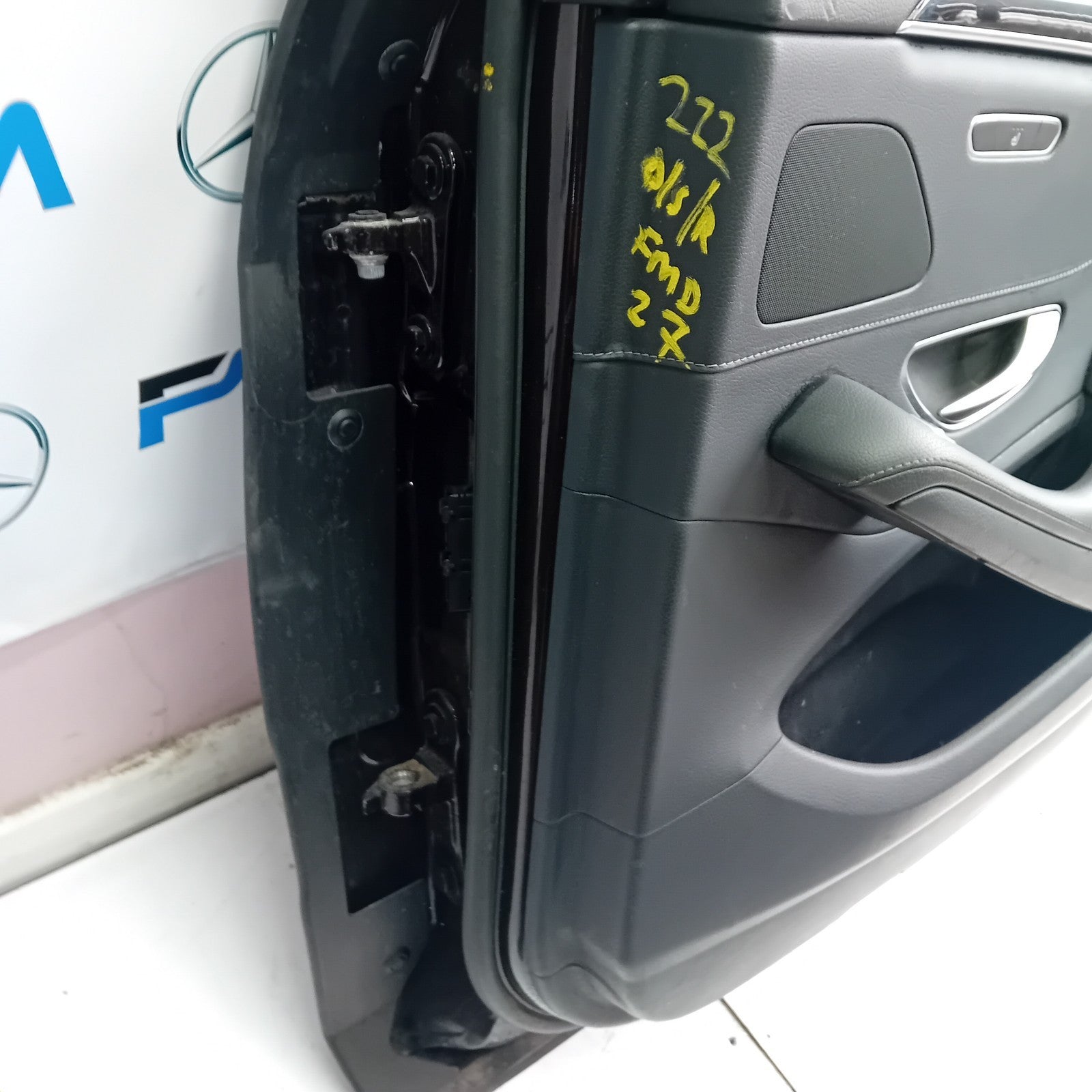 MERCEDES BENZ S-CLASS W222 DRIVER REAR DOOR (OFF SIDE REAR) BROWN 2013-20 FMD27
