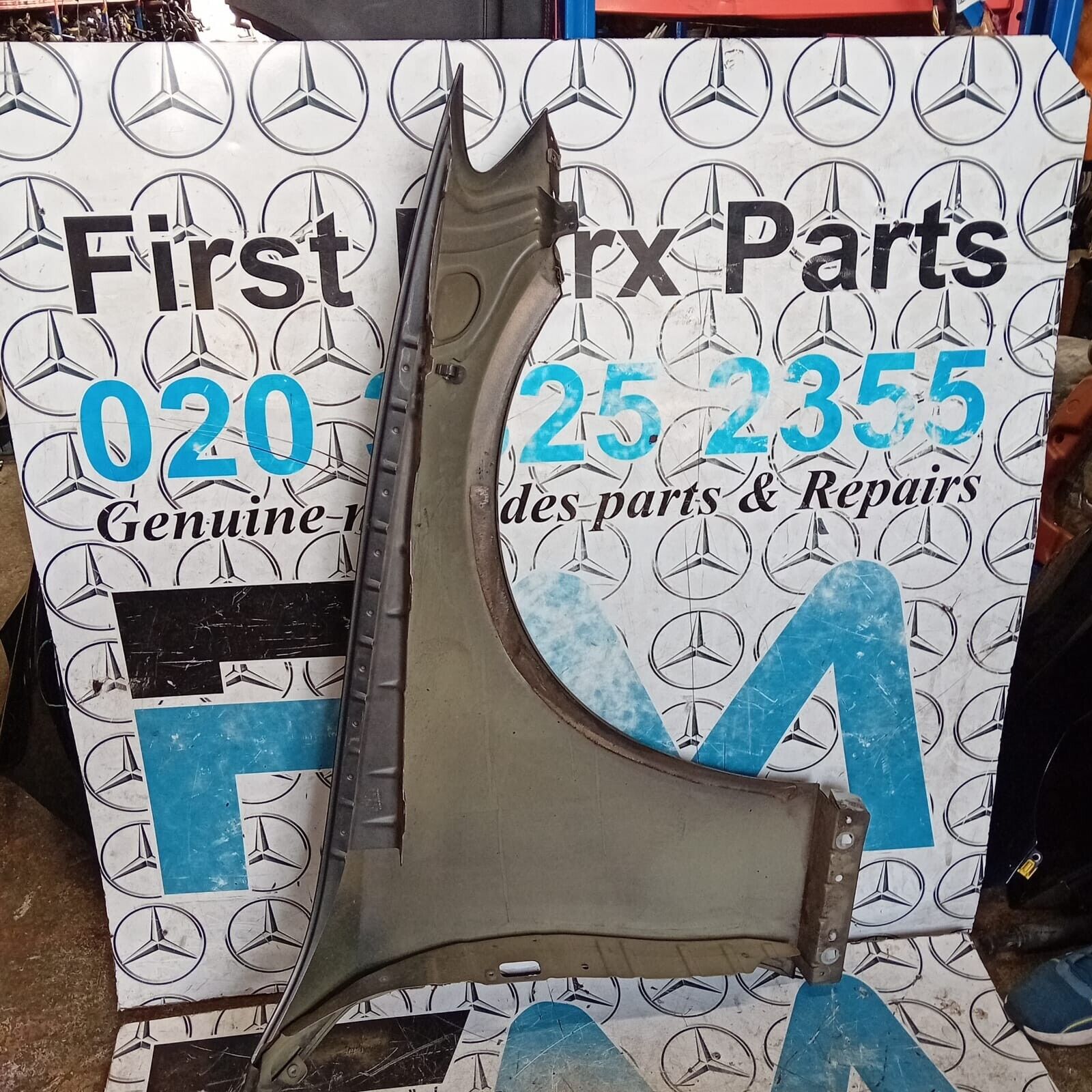 MERCEDES BENZ E-CLASS W213 2016-2021 FRONT PASSENGER SIDE ( NEAR SIDE ) WING