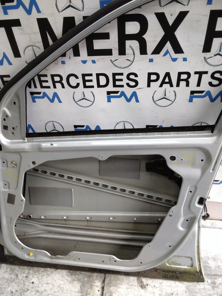 MERCEDES M-CLASS W164  DRIVER FRONT DOOR OSF SILVER 2005-11 FMD561