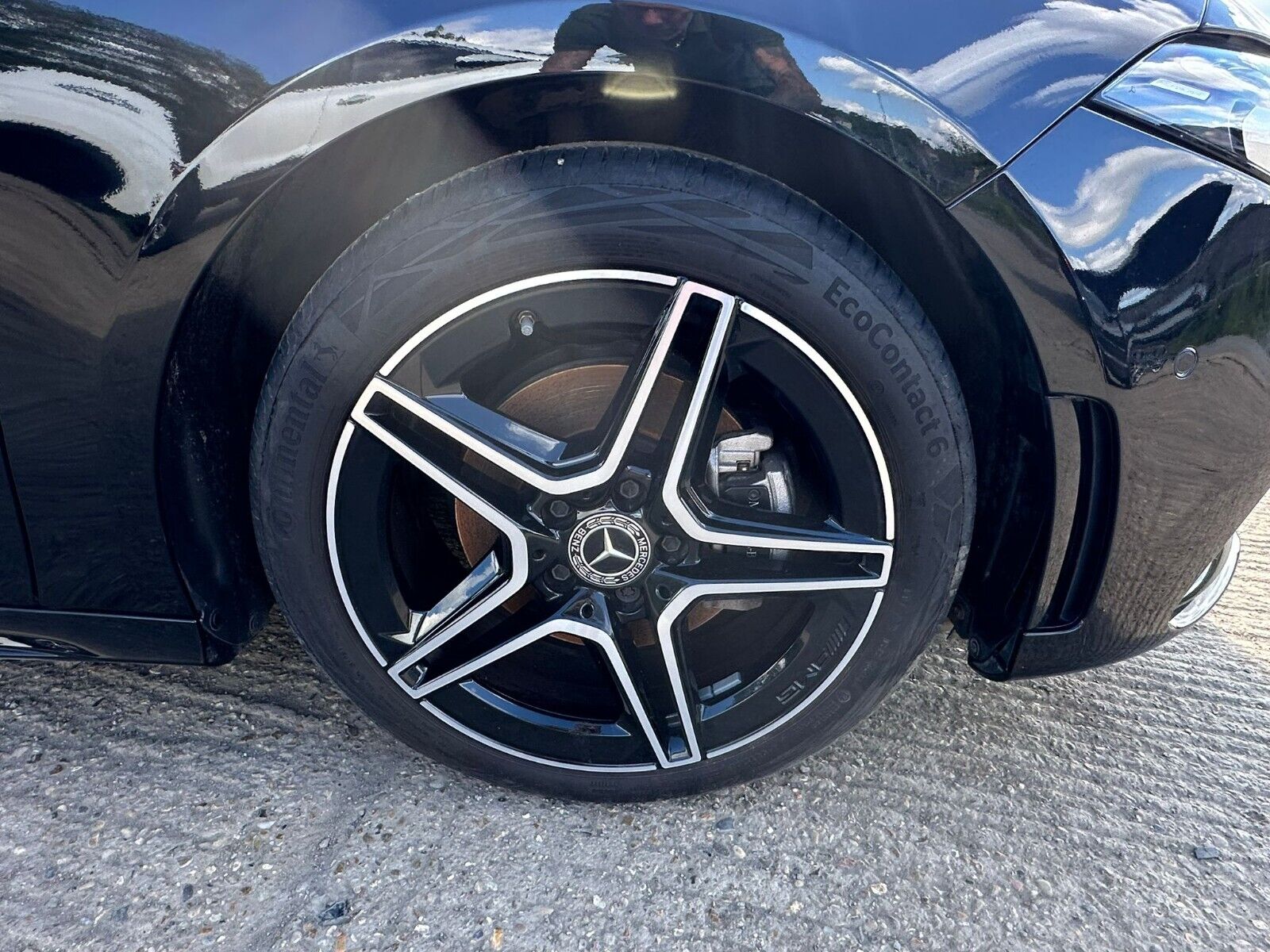 MERCEDES BENZ A-CLASS W177 - BREAKING / FRONT BUMPER AND WINGS