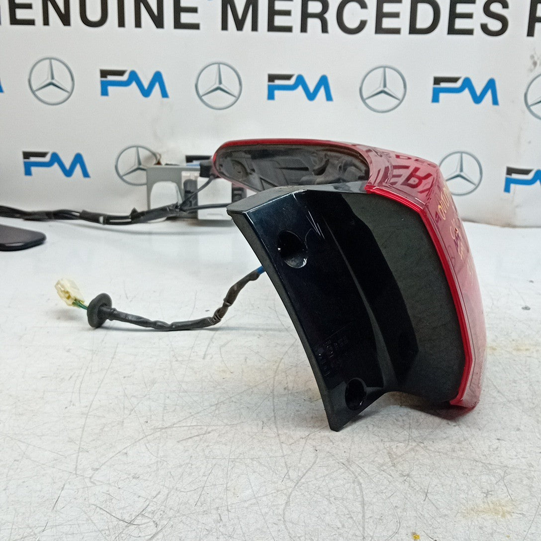 MITSUBISHI OUTLANDER MK3 DRIVER REAR OUTER TAIL LIGHT OSR 2014 FMT316