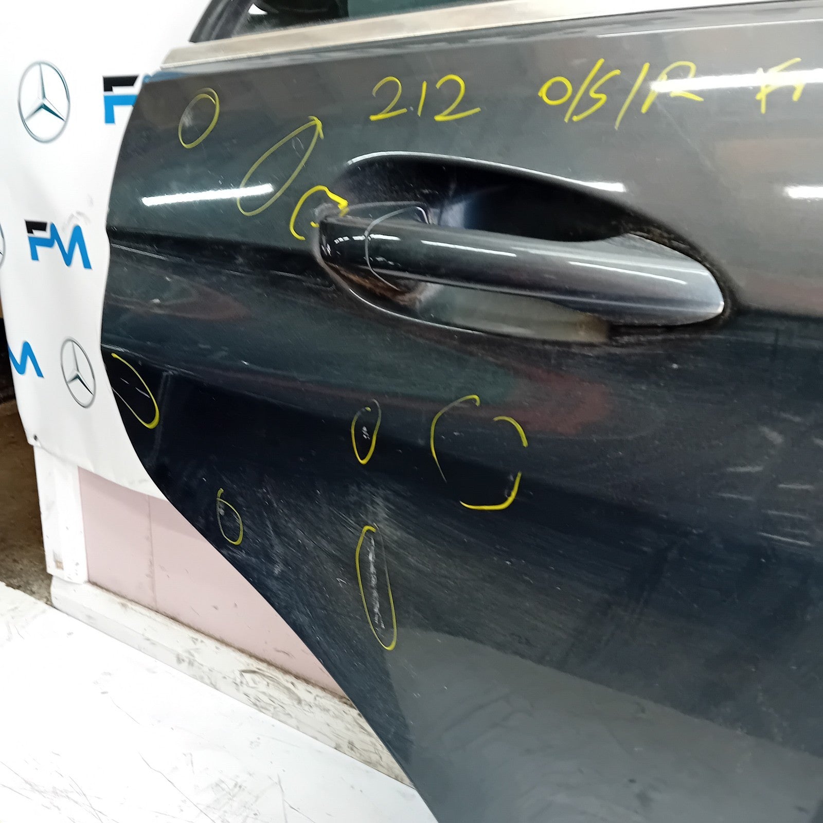 MERCEDES BENZ  E-CLASS W212 DRIVER REAR DOOR OSR  2014 GREY COMPLETE FMD486