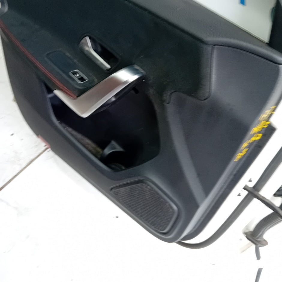 MERCEDES C-CLASS W177 PASSENGER SIDE FRONT DOOR N/S/F COMPLETE WHITE FMD37