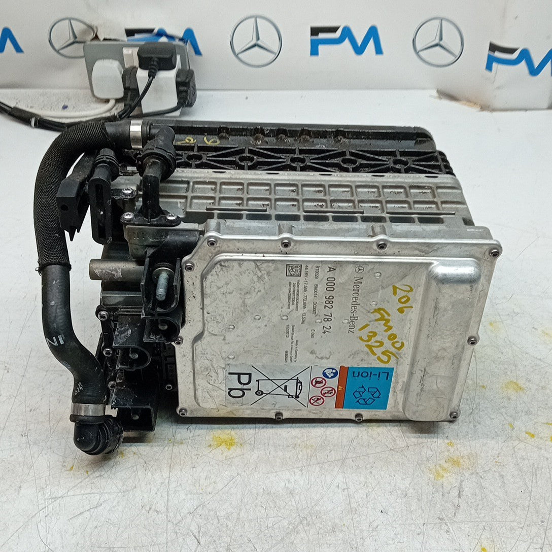 MERCEDES BENZ  C-CLASS W206 HYBRID LION MHEV BATTERY A0009827824 FM001325