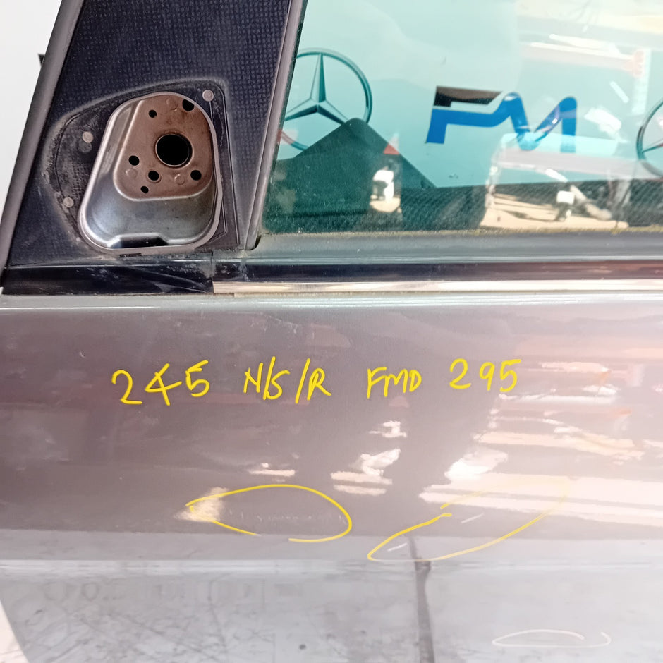 MERCEDES BENZ B-CLASS W245 PASSENGER REAR DOOR NSR GREY 2005-11 COMPLETE FMD295