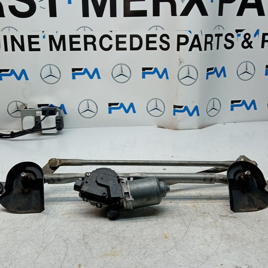 MITSUBISHI OUTLANDER MK3 WIPER MOTOR FRONT AND LINKAGE 1593005620 FM001602